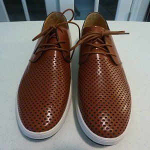 ZZHAP Lace-Up Shoe